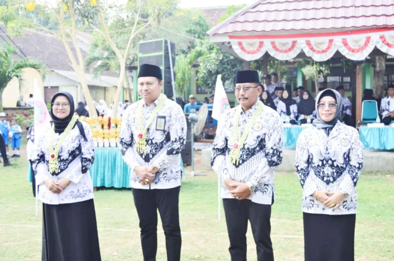 Upacara HGN dan HUT PGRI ke-79 Tahun Kabupaten Situbondo