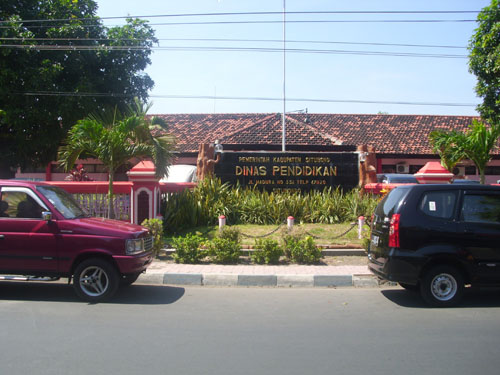 LAUNCHING WEB