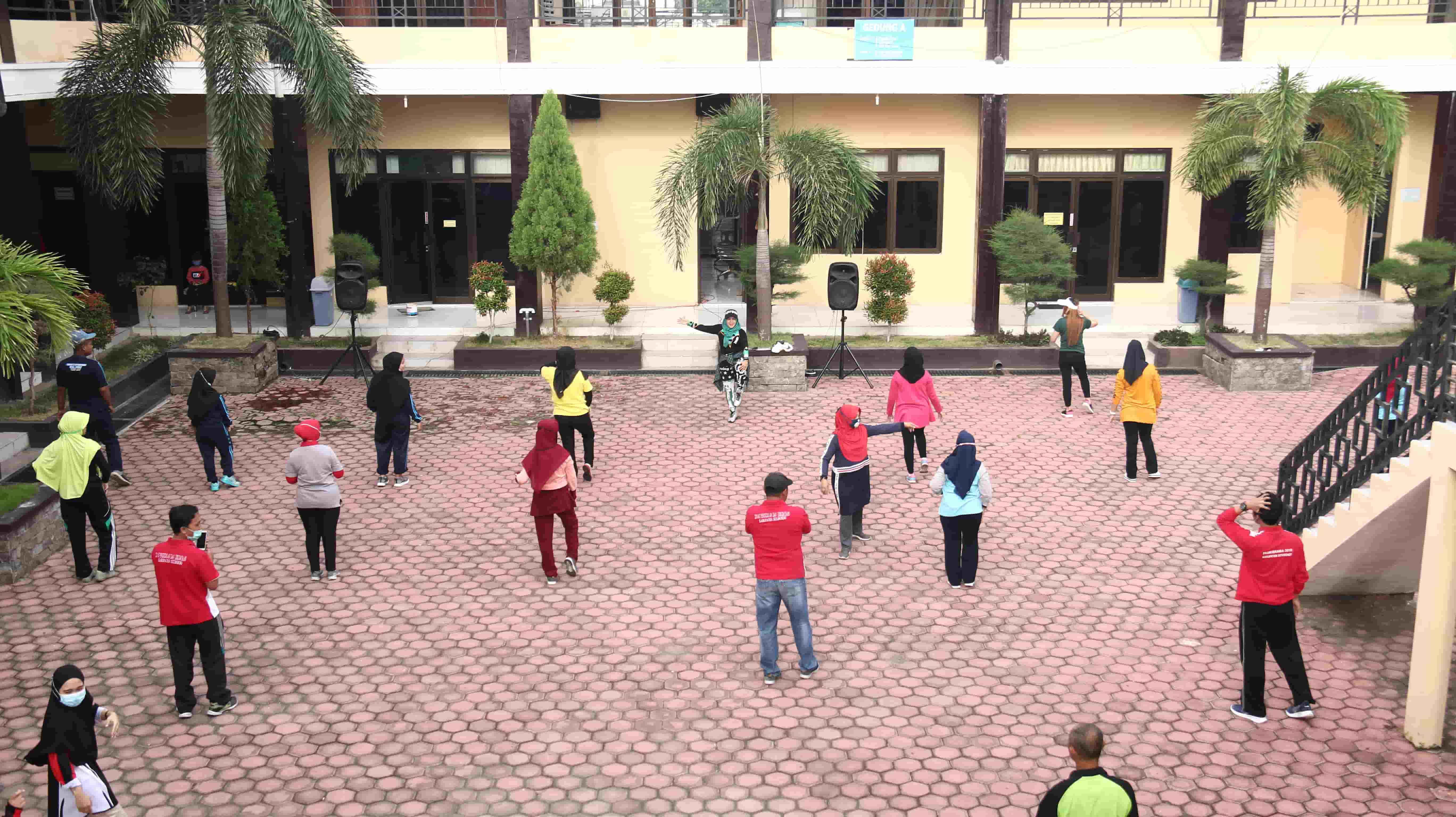 Senam Pagi Dispendikbud