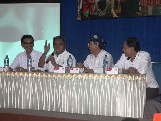 Ingin Sekolah Lahirkan Tari Khas