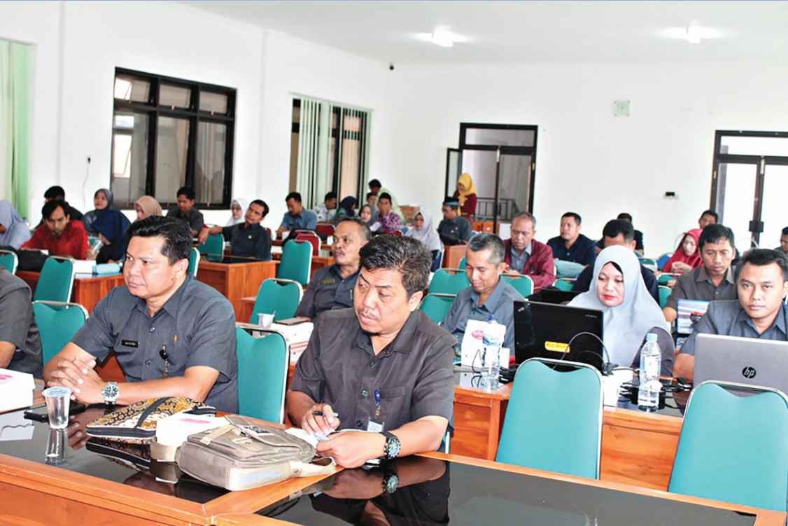 30 Guru Susun Naskah Soal PAS