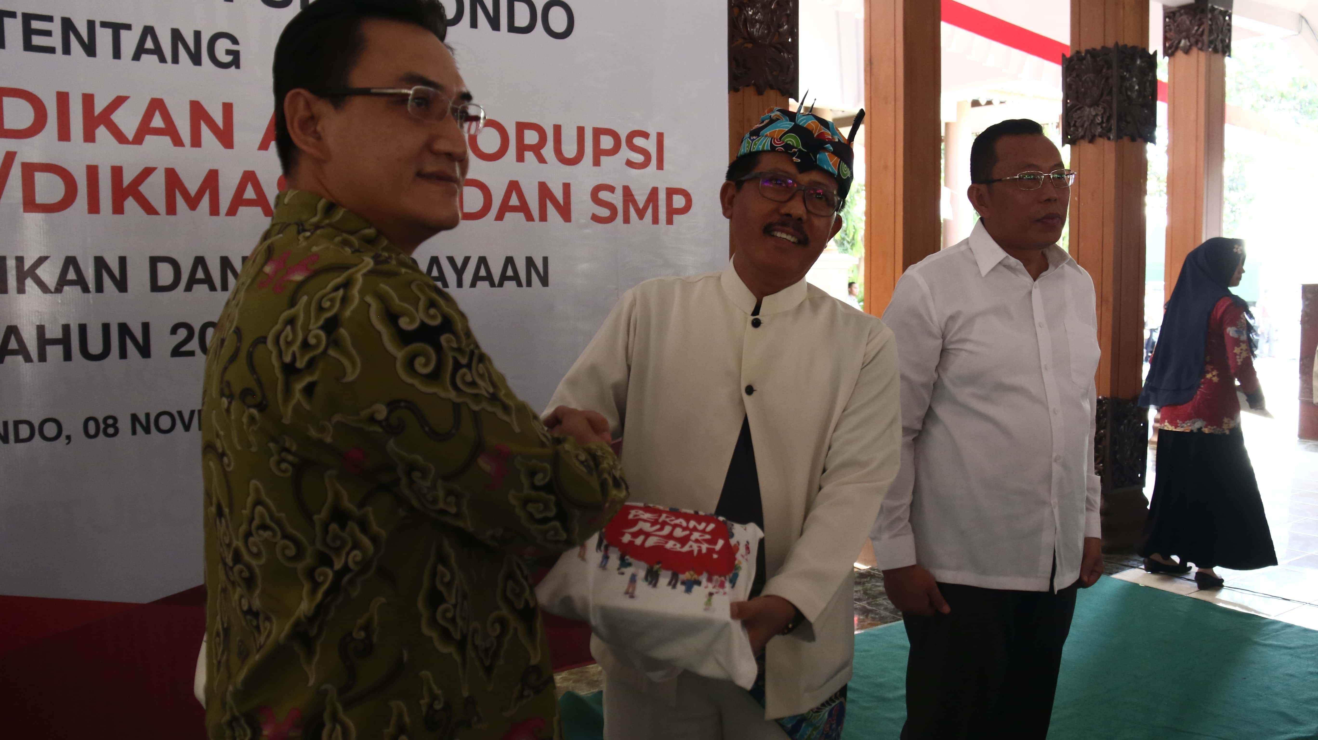 LAUNCHING INSERSI PENDIDIKAN ANTI KORUPSI