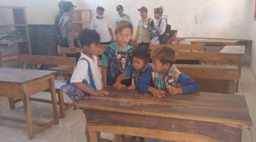 Awasi Keberlangsungan PKBM di SDN 8 Curahtatal