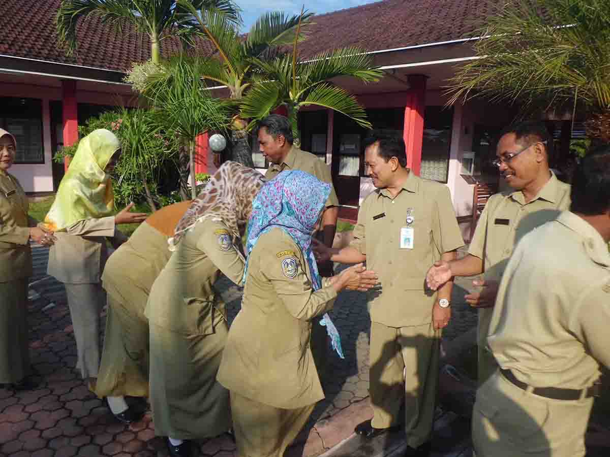 Halal bi halal DInas Pendidikan