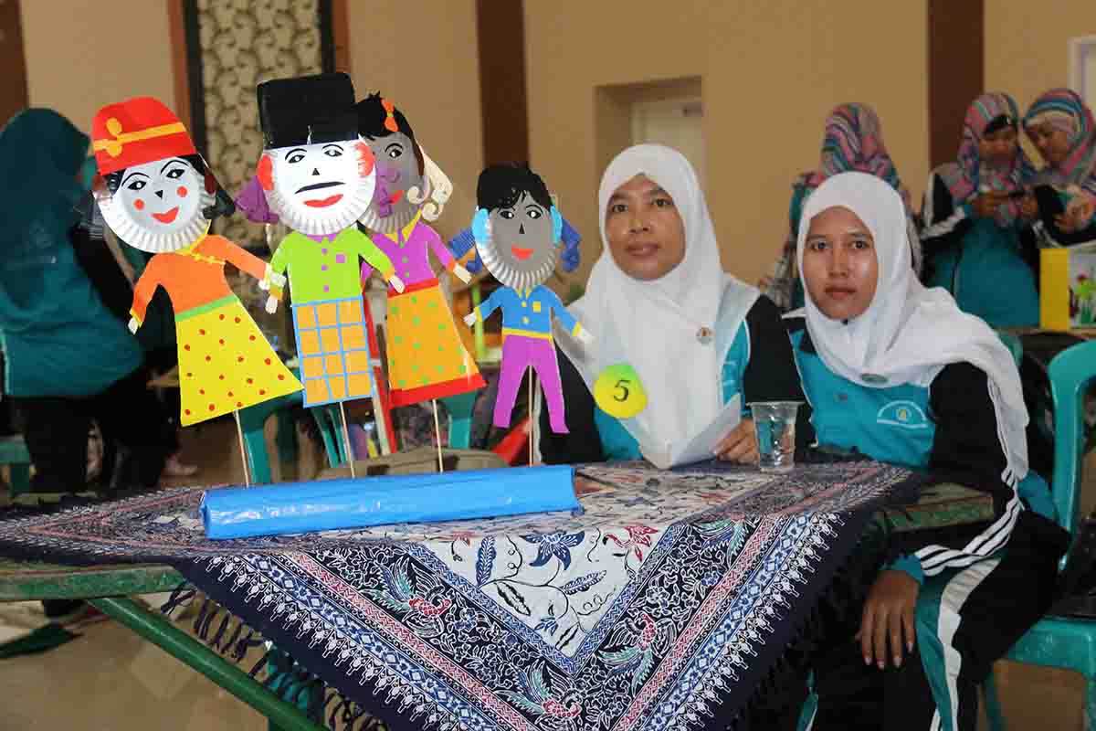 LOMBA KREATIFITAS PENDIDIK PAUD NON FORMAL 2016