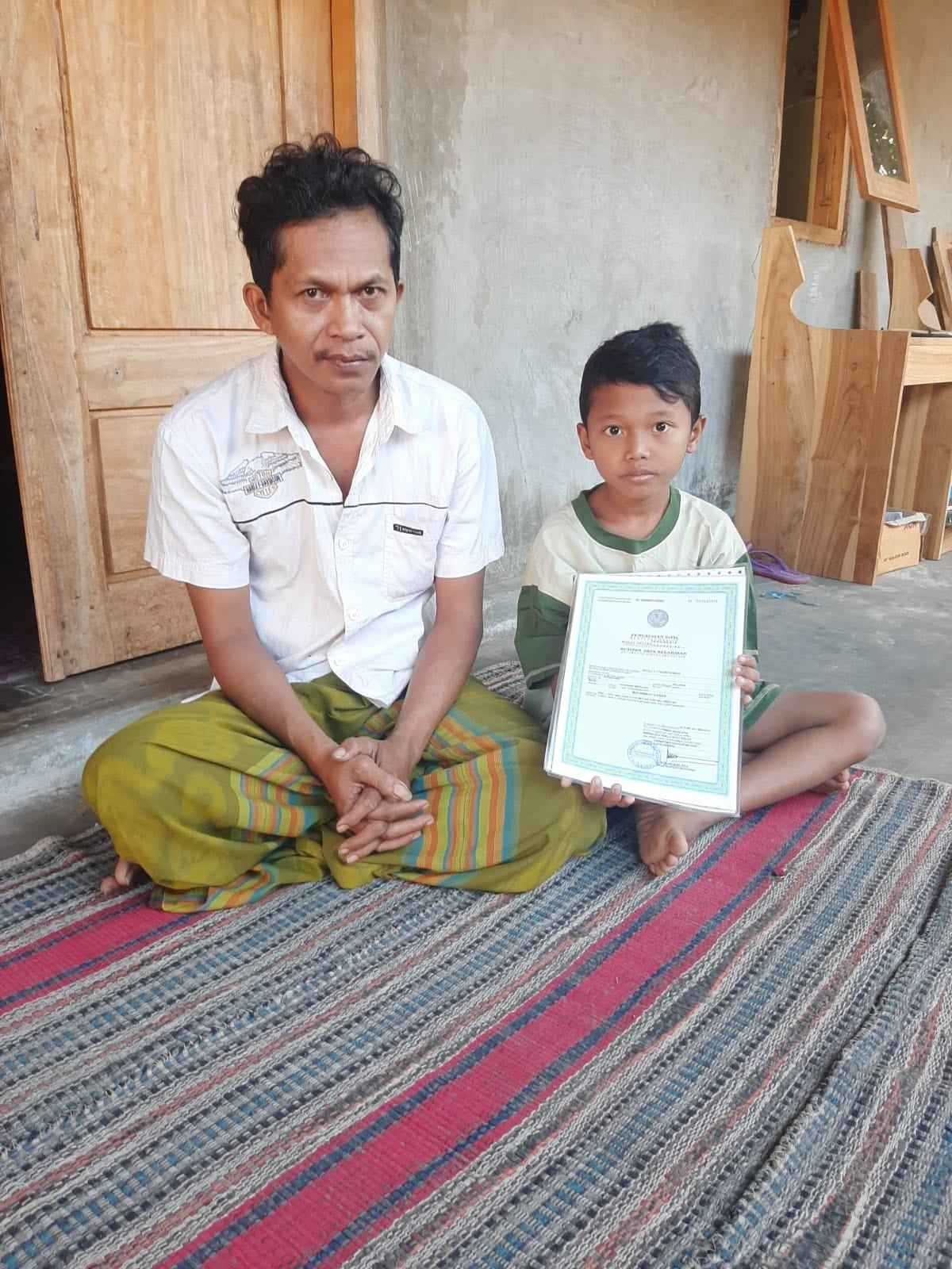 Biaya Pendidikan Dibantu Salah Satu Pejabat Pemkab