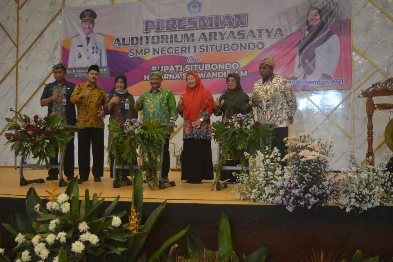 BUPATI: Sarana Pendidikan Penunjang Peningkatan Kualitas Pendidikan