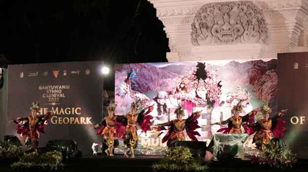 Kabupaten Situbondo Pada Kegiatan Muhibah Budaya Kabupaten Banyuwangi